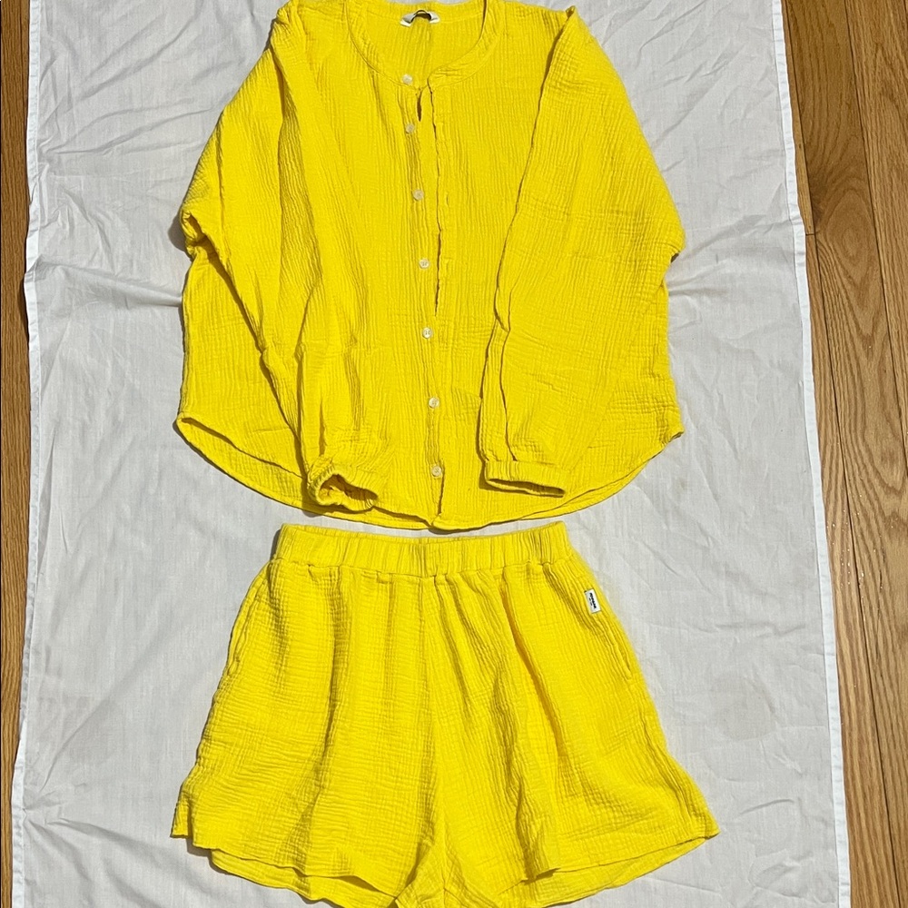 Sunny Yellow Women's Casual Set - Picture 1 of 15